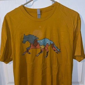 Beautiful short sleeve Tee from The Vintage Spur Boutique